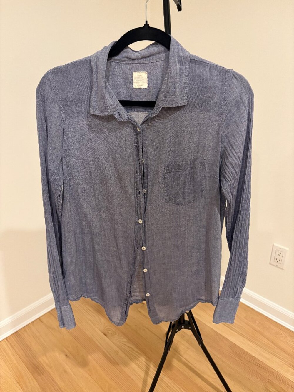 ✨ J.Crew "The Boy Shirt" Blue Linen Long-Sleeve Button-Down Blouse